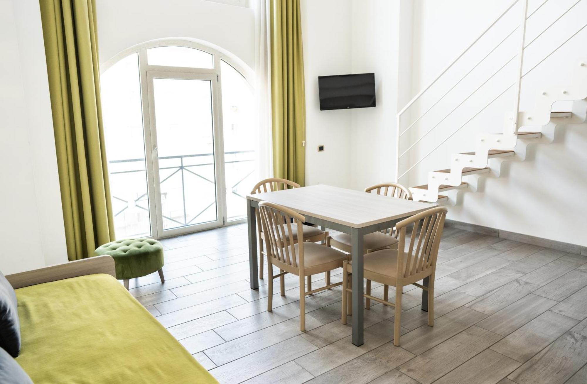 Hotel Ecumano Space 3*
